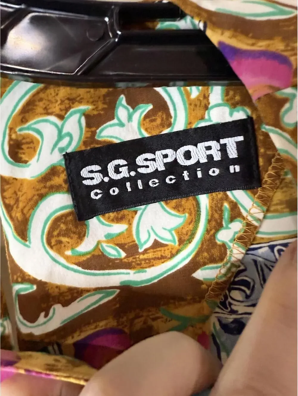 S.G. Sport Collection Women's Vintage Patterned Blouse Medium